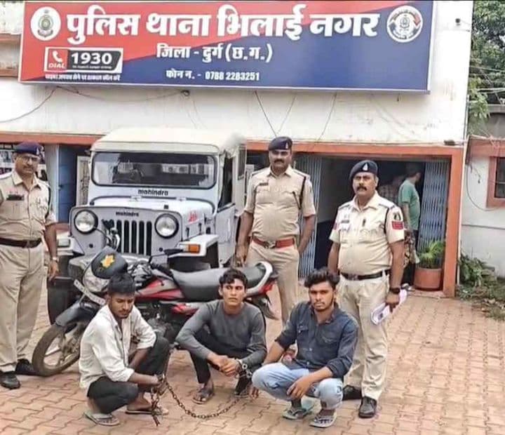 जीप चुराने वाले गिरोह का भंडाफोड़, तीन आरोपी गिरफ्तार